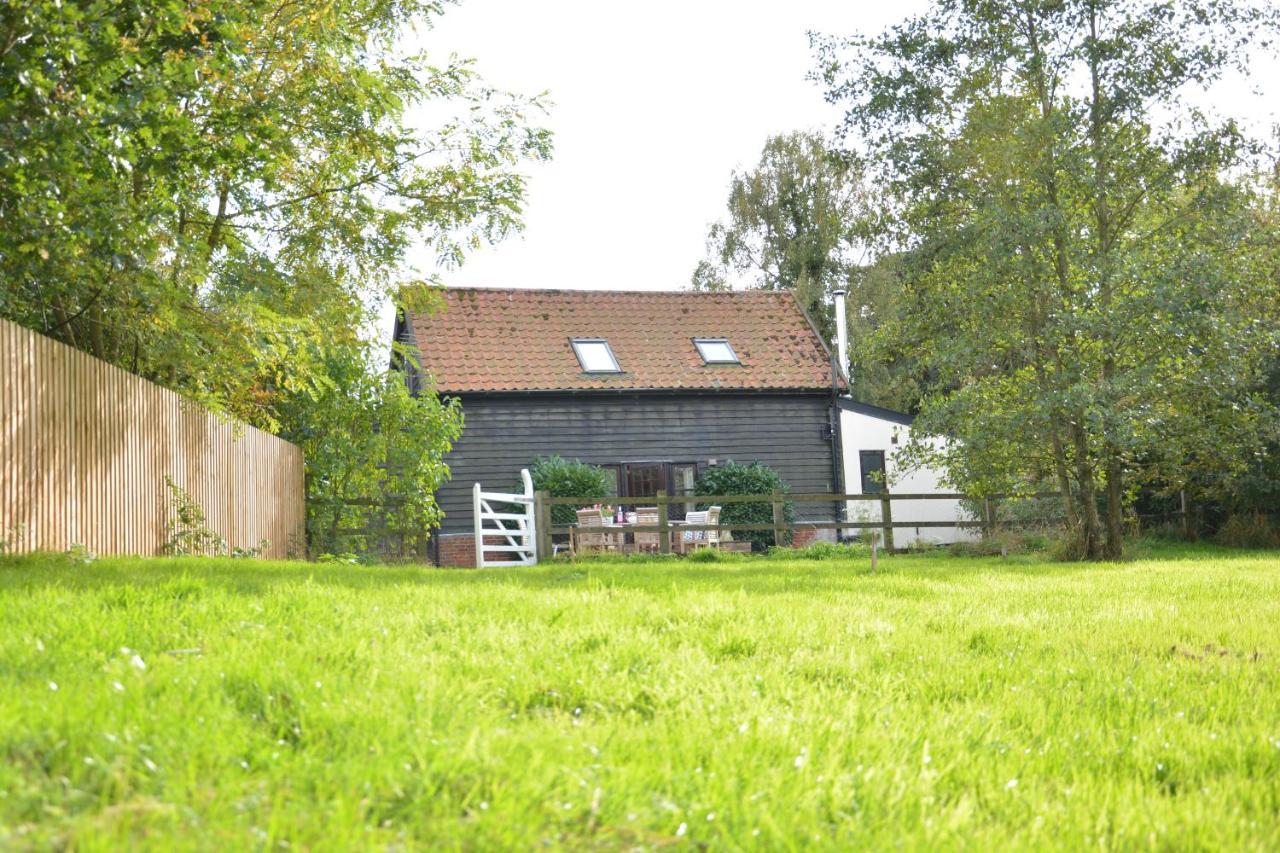 Villa Wheelwright'S Barn Halesworth Exterior foto
